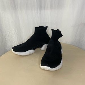 Zara Man knit athletic shoes EU size 41 (~ American size 8)